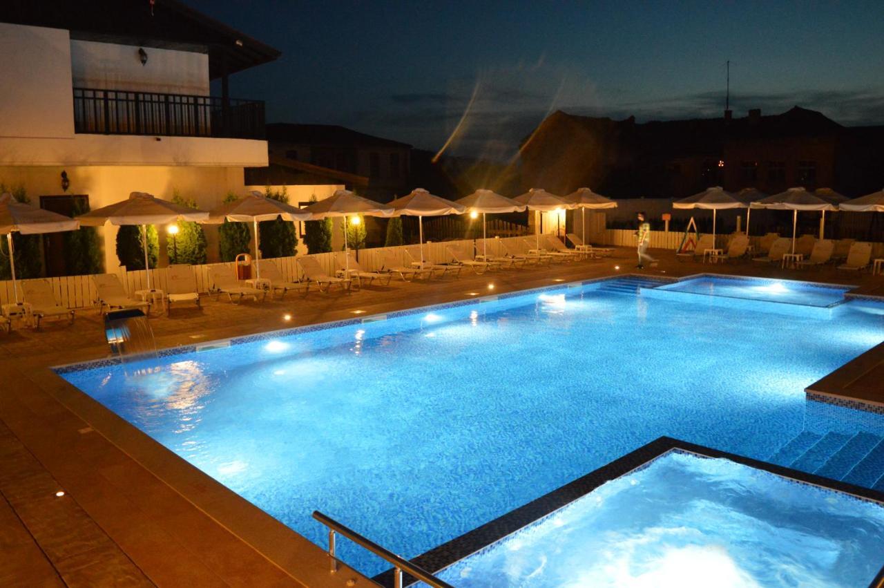 Guest House Bukor Shtepi Mandrica Bagian luar foto